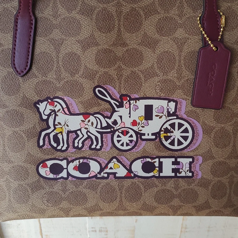 Coach Horse and Carriage Fiona Tote NWT - Picture 2 of 6